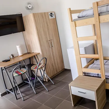 Apartmanovy Dom - Grey House Guest house Topolniky