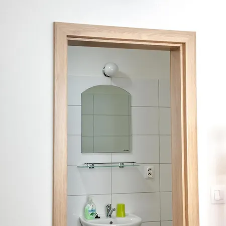 Apartmanovy Dom - Grey House Гостевой дом Topolniky