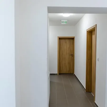 Apartmanovy Dom - Grey House *